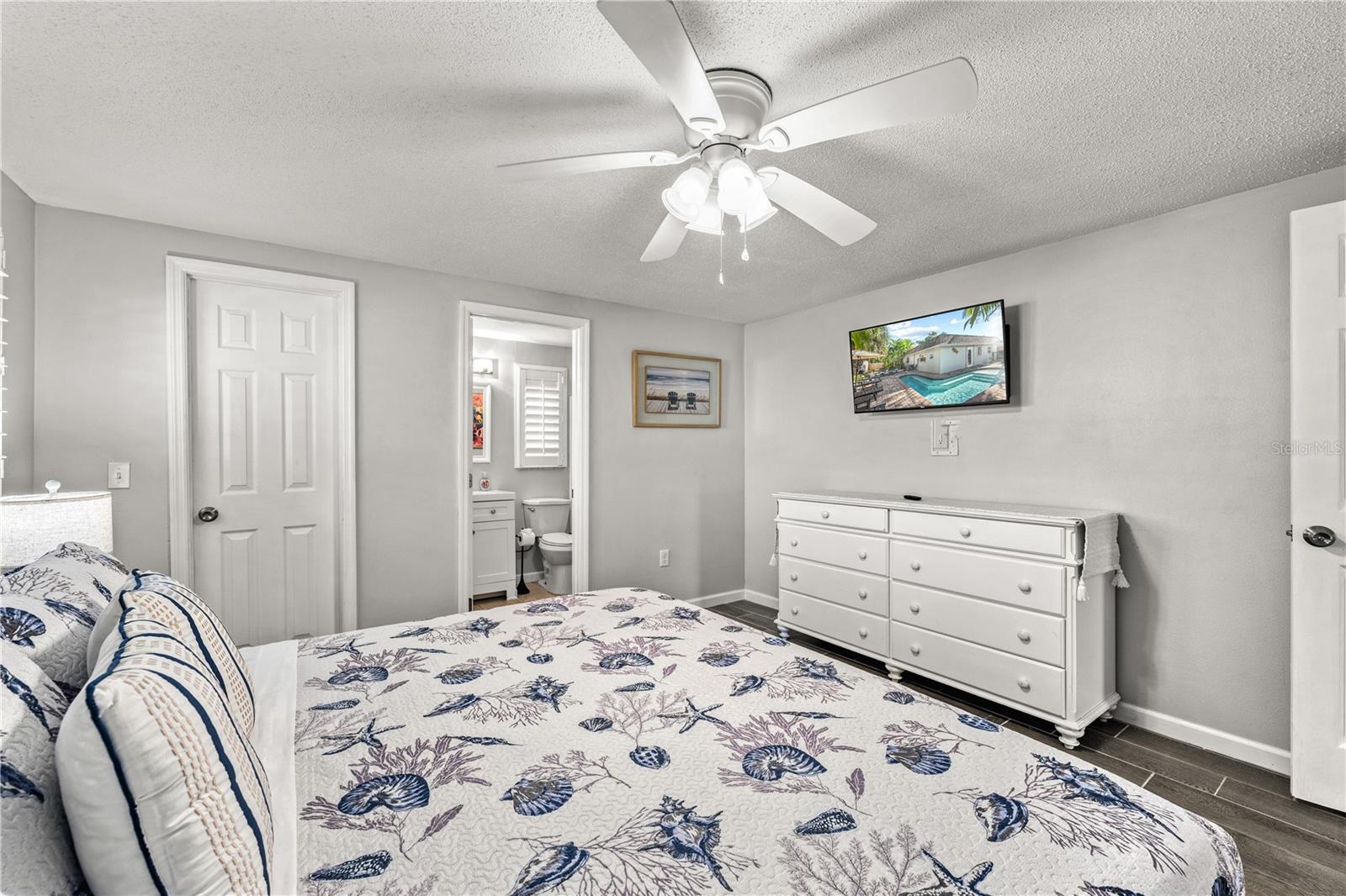 POINT O ROCKS TERRACE ADD - Residential Income