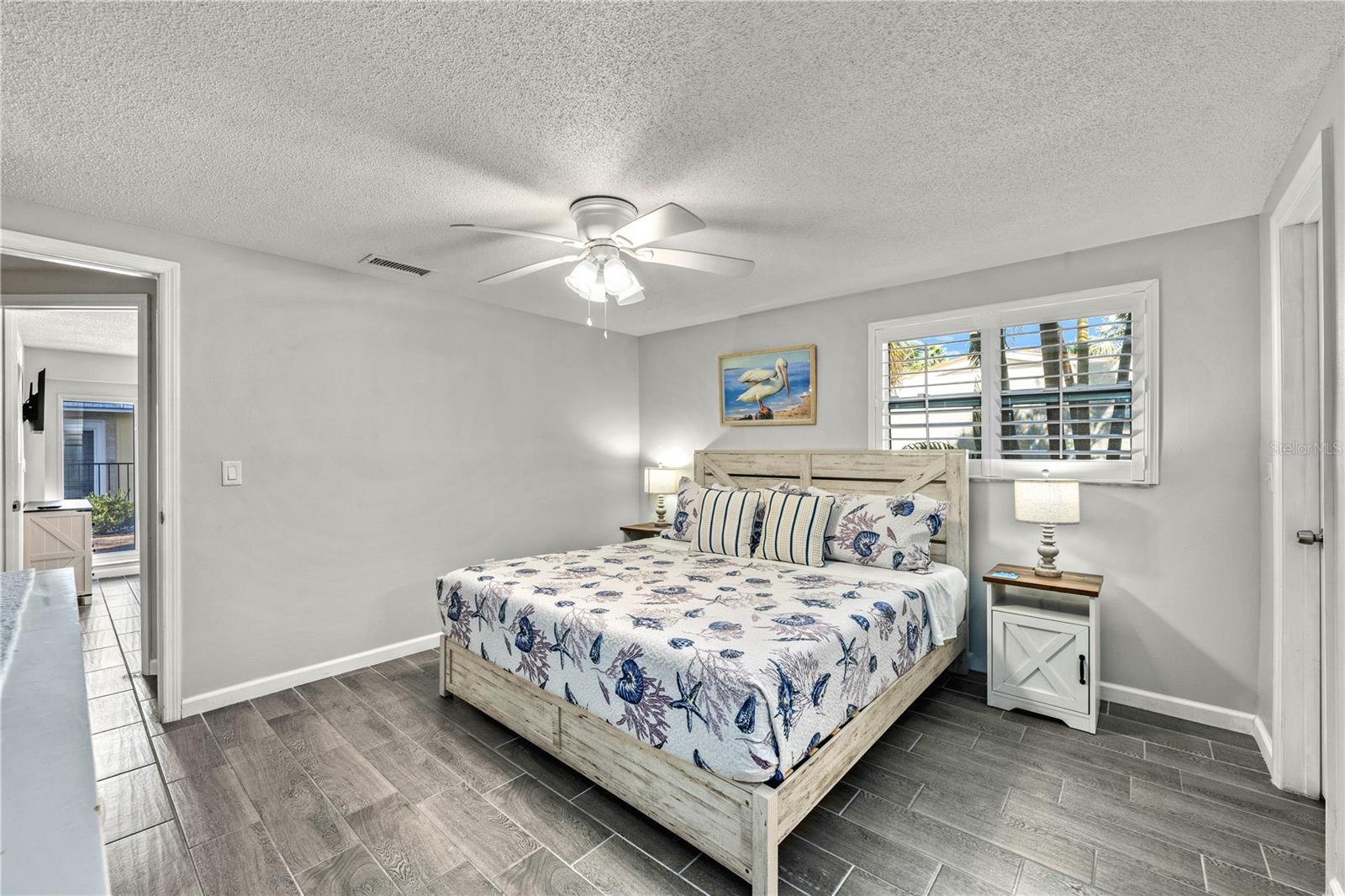 POINT O ROCKS TERRACE ADD - Residential Income