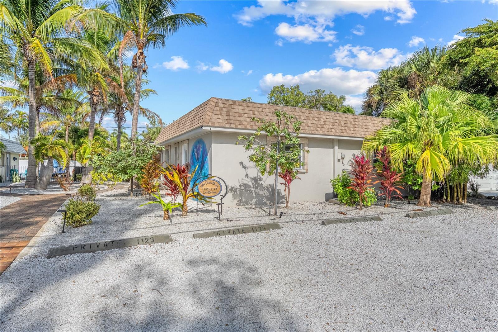 POINT O ROCKS TERRACE ADD - Residential Income