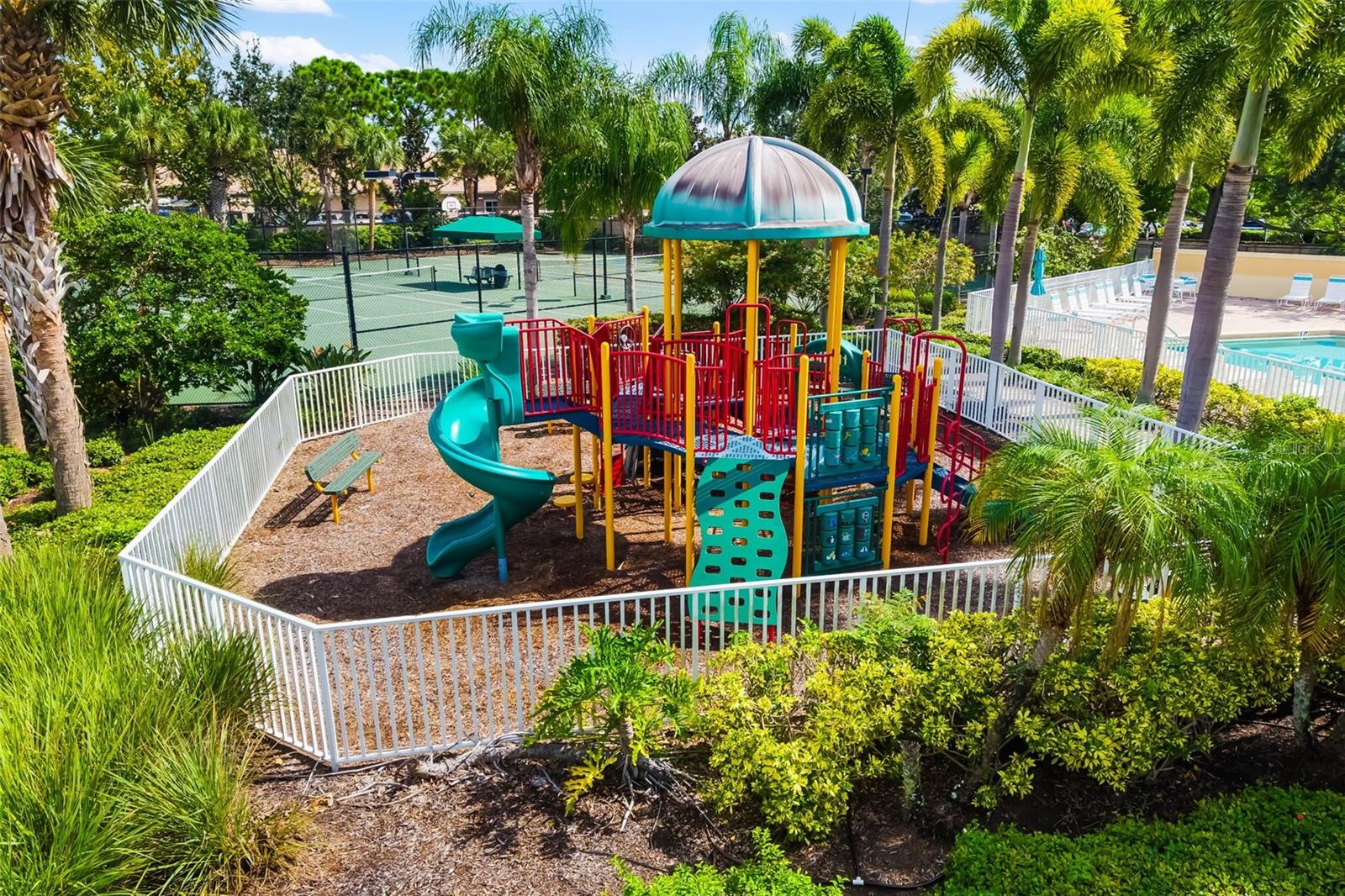 SAN MICHELE AT UNIVERSITY COMMONS - Residential