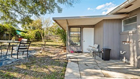 A home in WINTER HAVEN