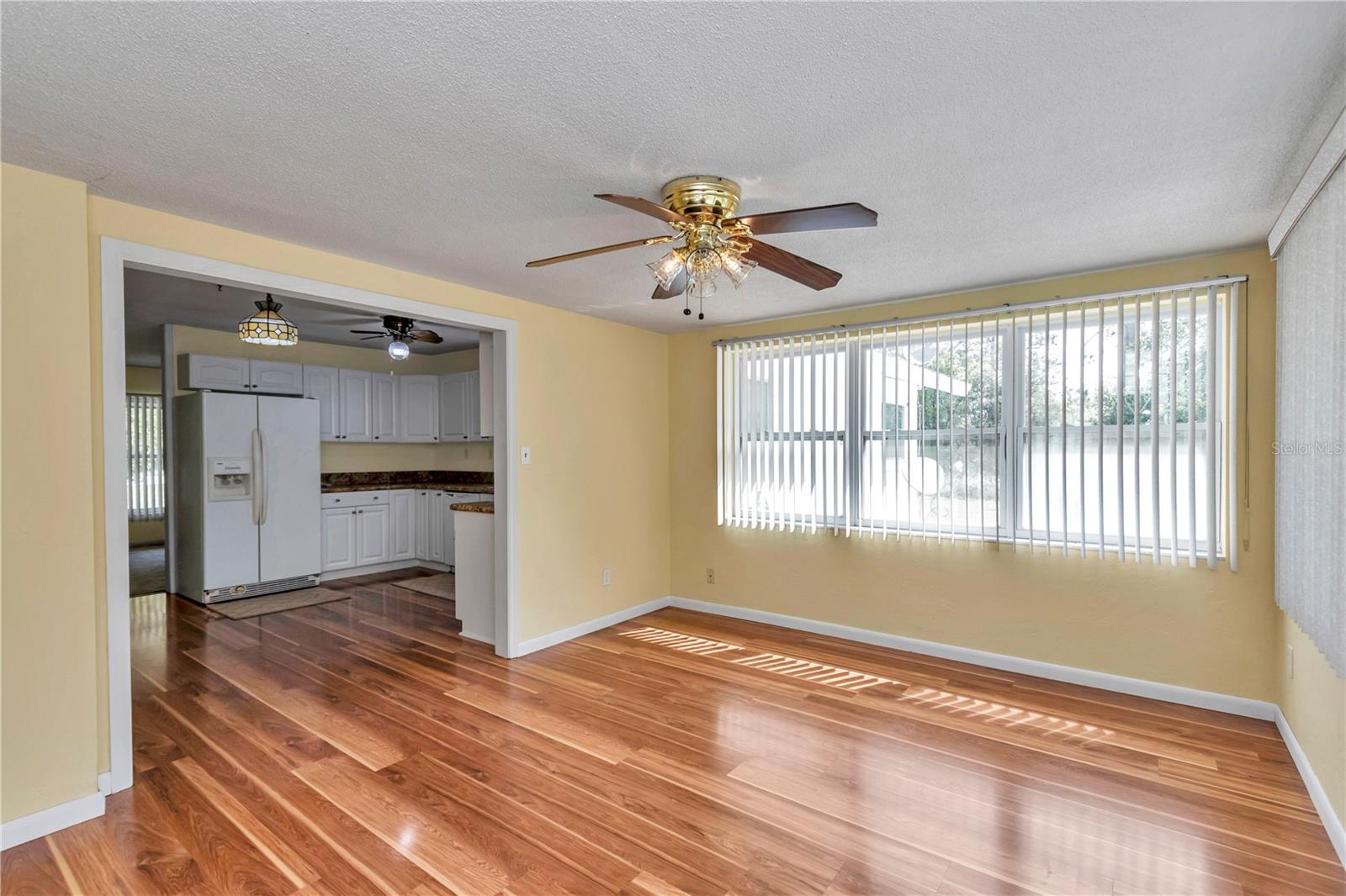 RAINBOW LAKES ESTATE - Residential