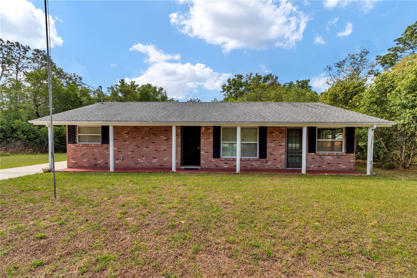 RAINBOW LAKES ESTATE - Residential