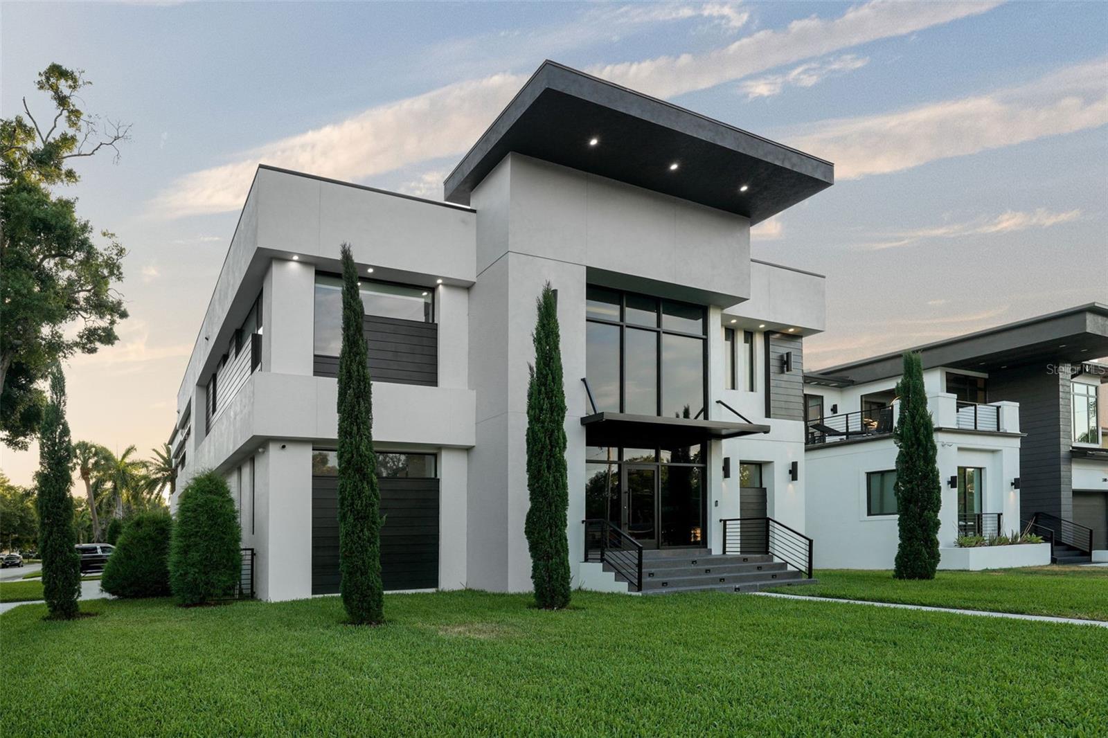 SUNSET PARK - Residential