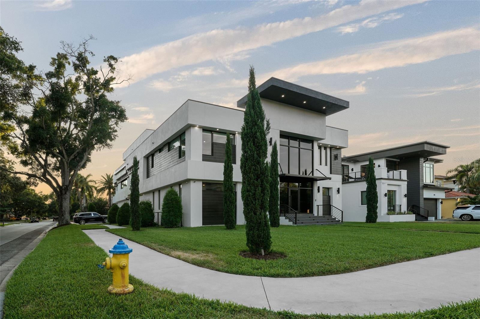 SUNSET PARK - Residential