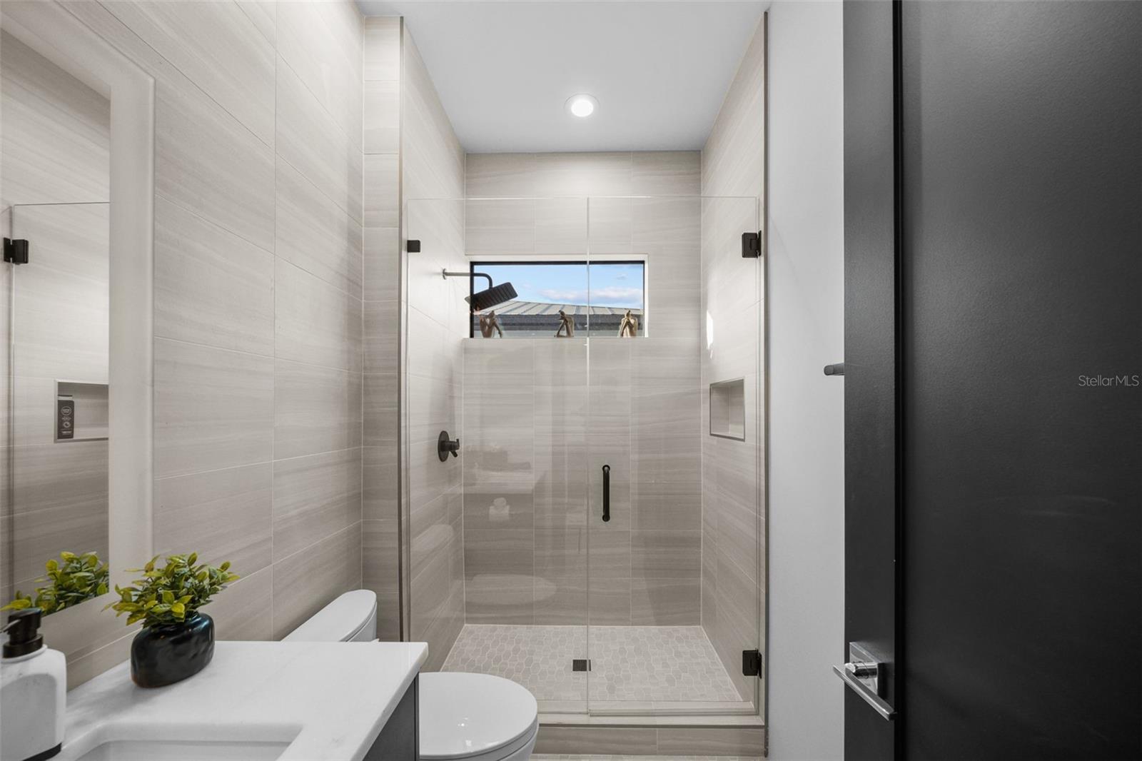 SUNSET PARK - Residential