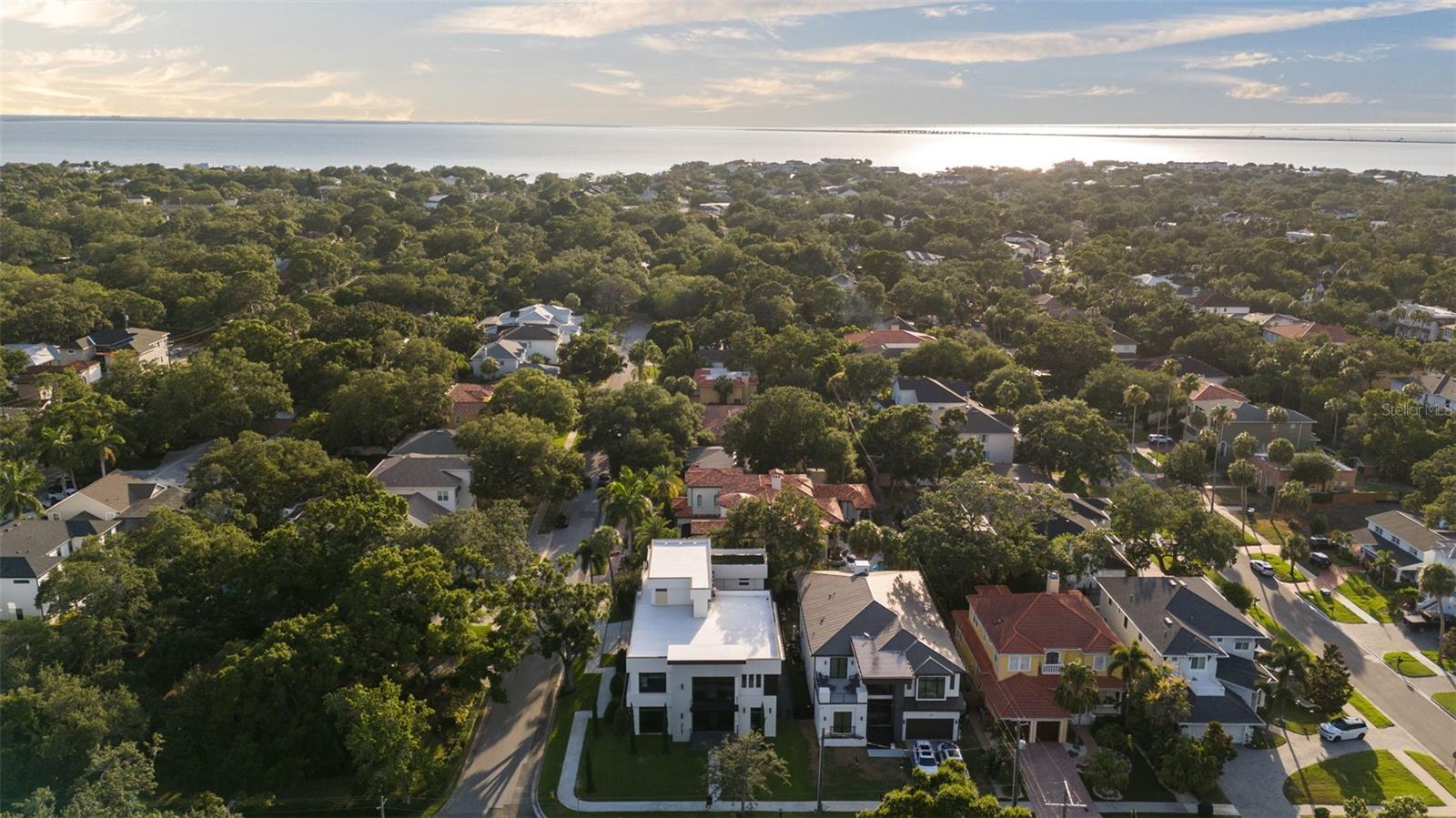 SUNSET PARK - Residential