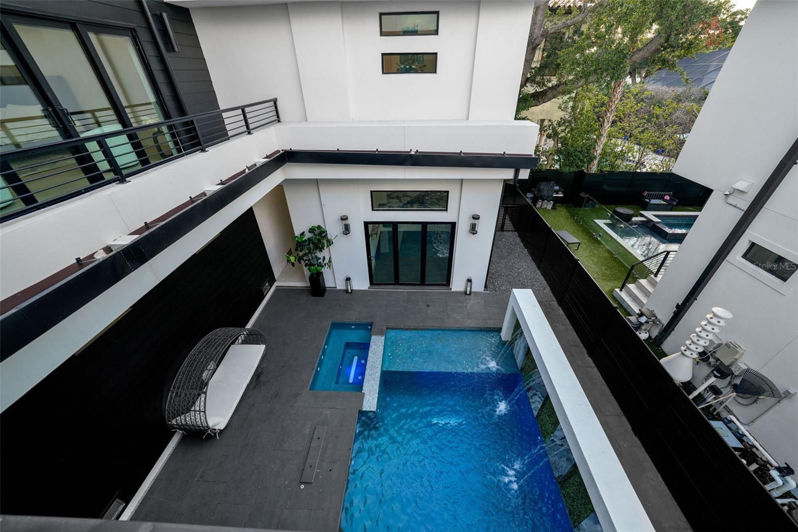 SUNSET PARK - Residential