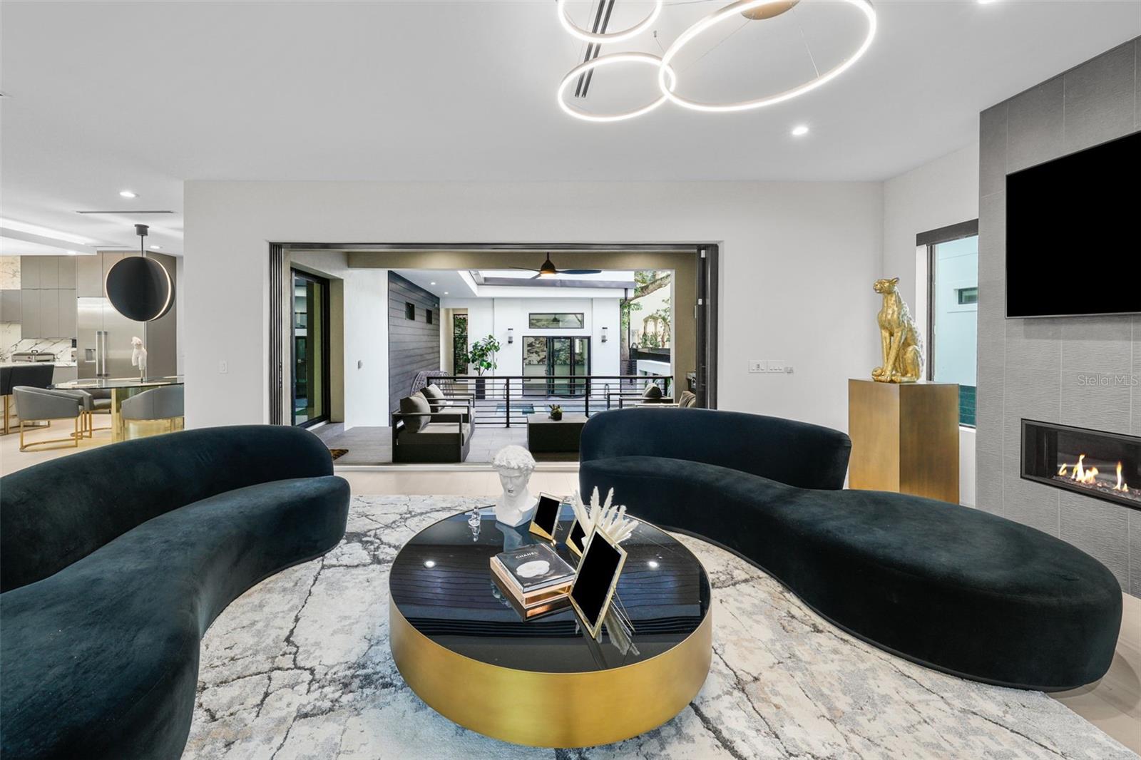 SUNSET PARK - Residential