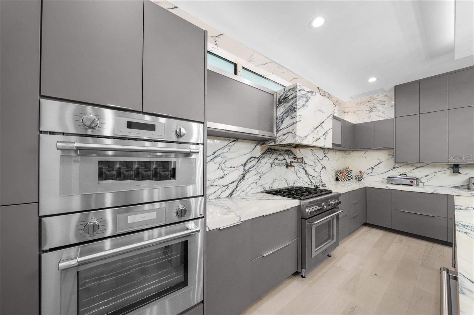 SUNSET PARK - Residential