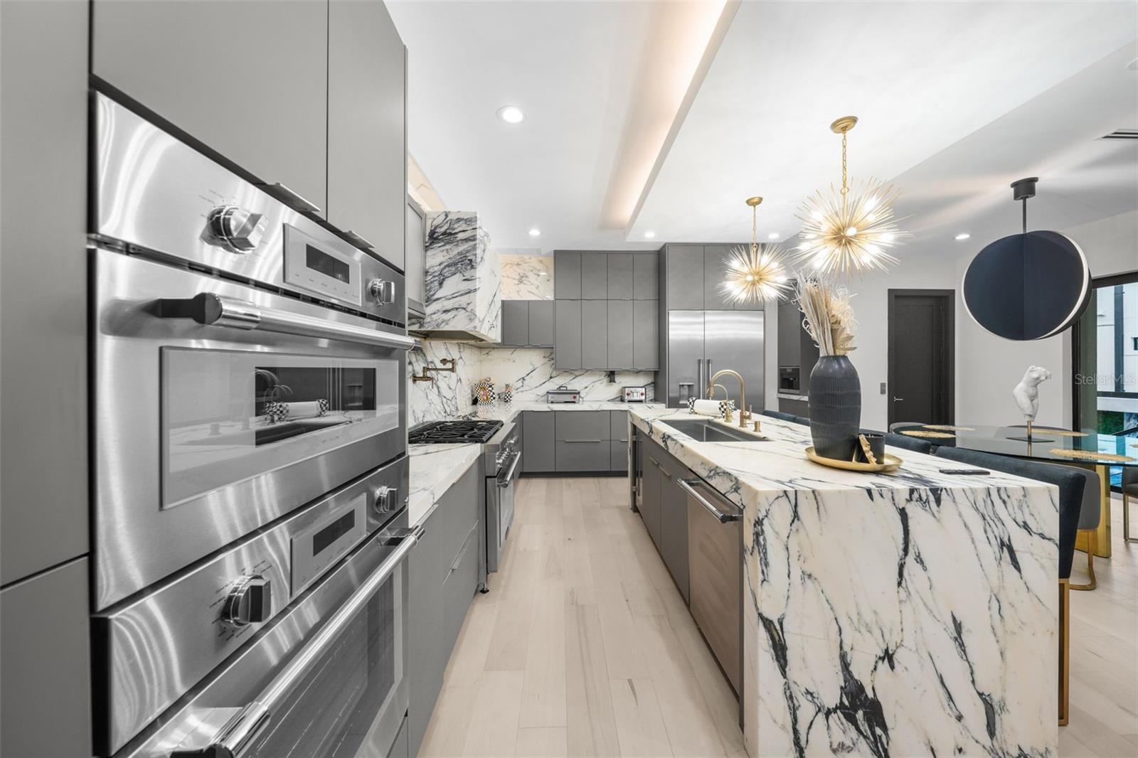 SUNSET PARK - Residential