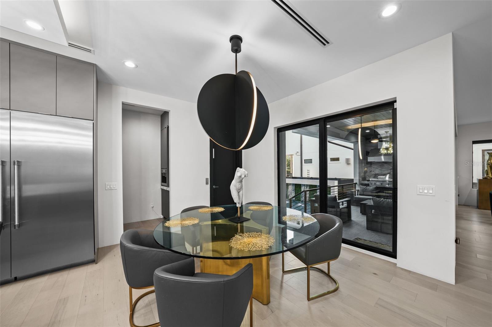 SUNSET PARK - Residential