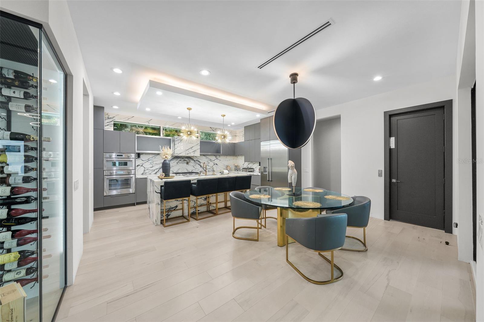 SUNSET PARK - Residential