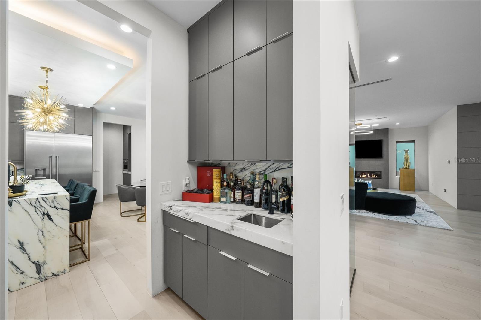 SUNSET PARK - Residential