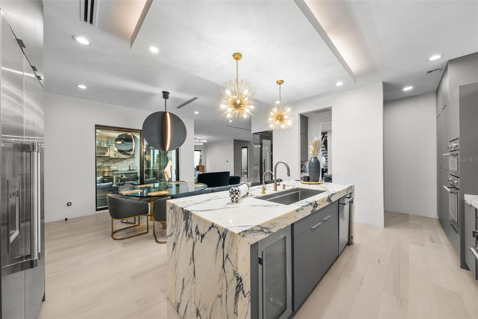 SUNSET PARK - Residential