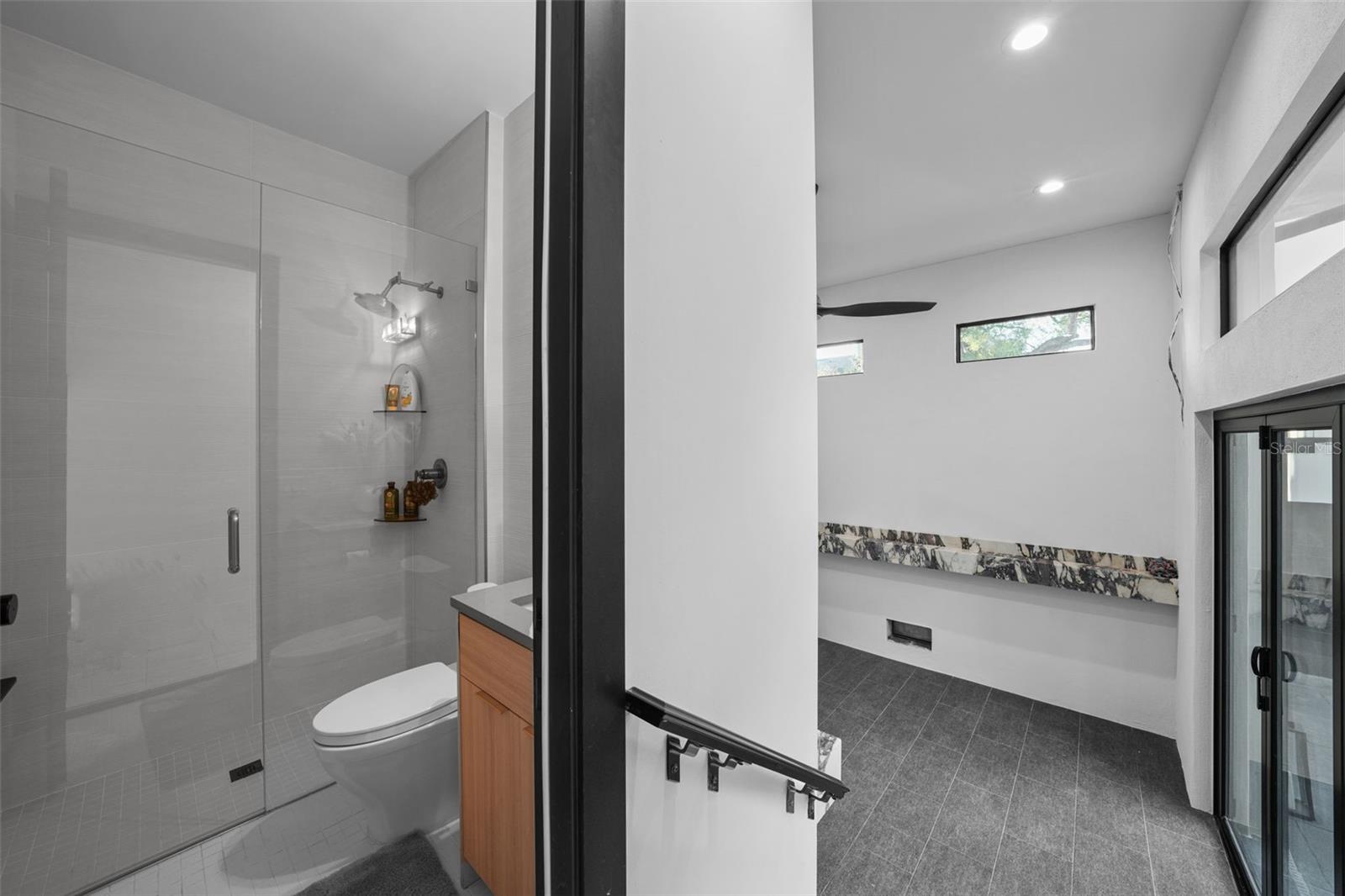 SUNSET PARK - Residential