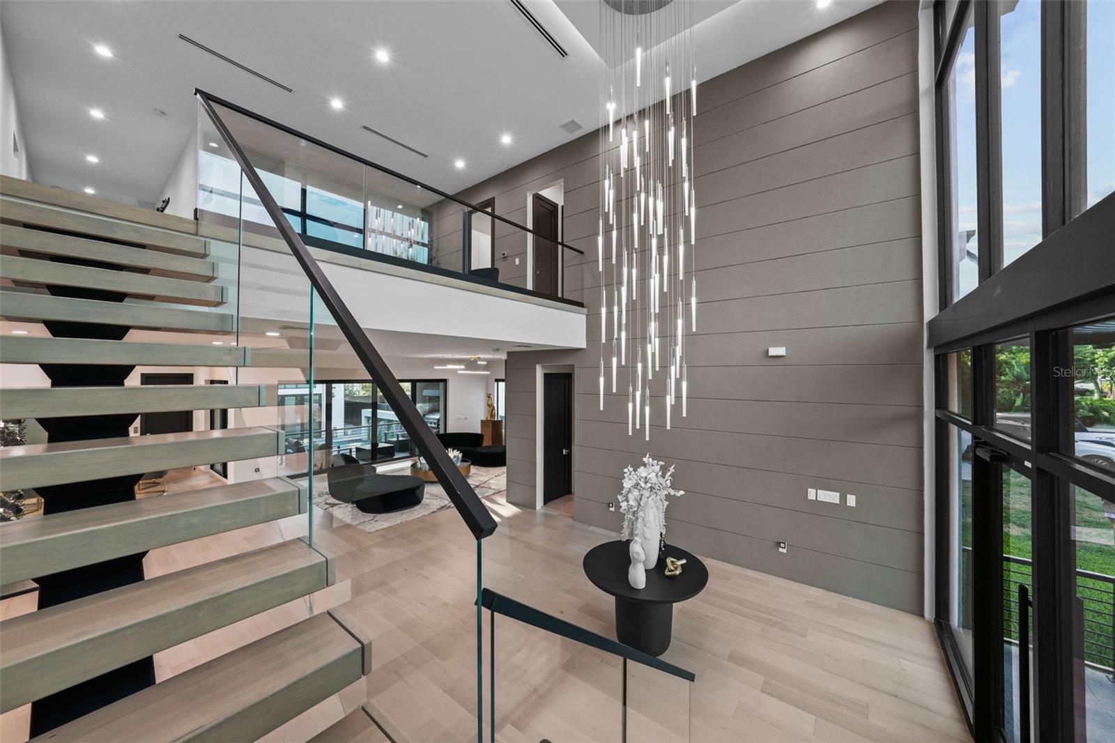 SUNSET PARK - Residential