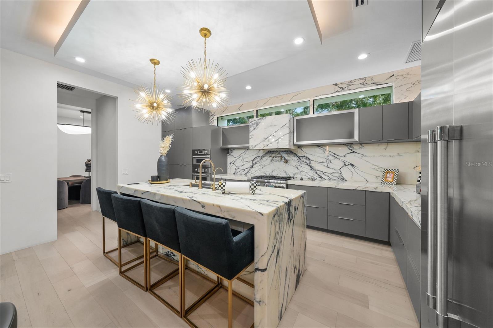 SUNSET PARK - Residential