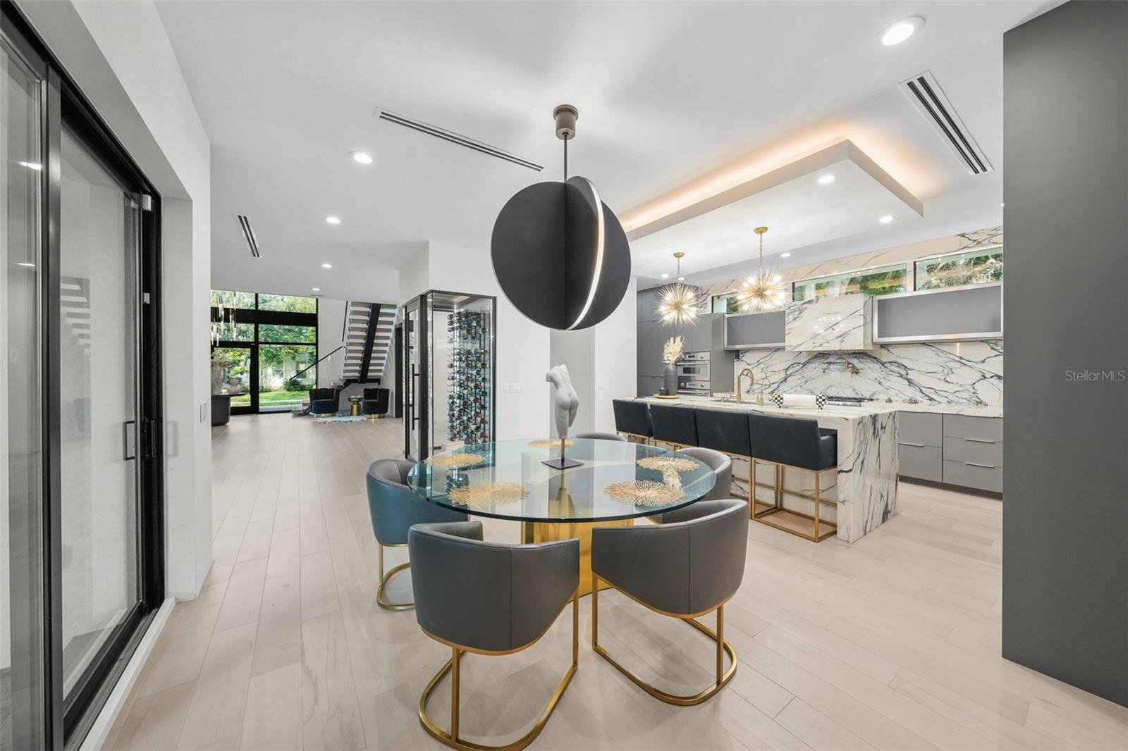 SUNSET PARK - Residential