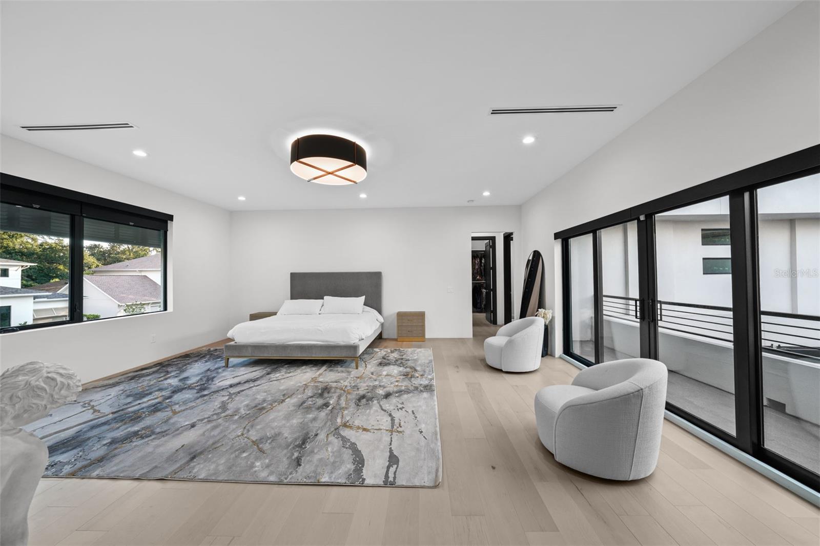 SUNSET PARK - Residential