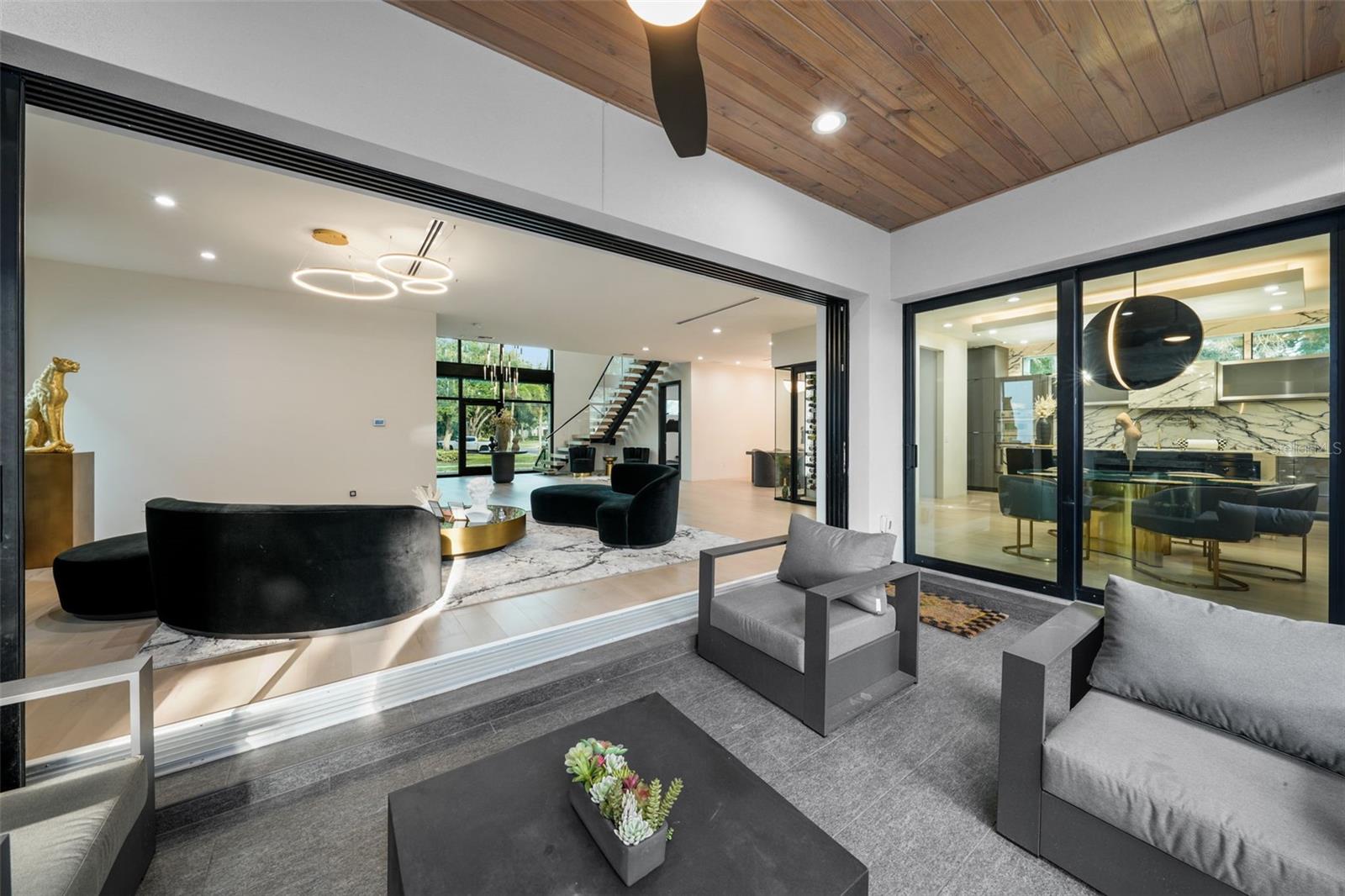 SUNSET PARK - Residential