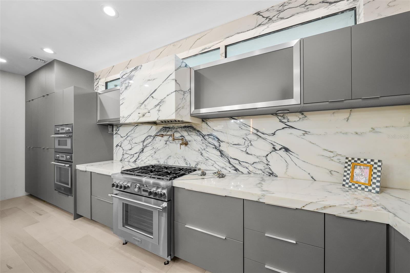 SUNSET PARK - Residential