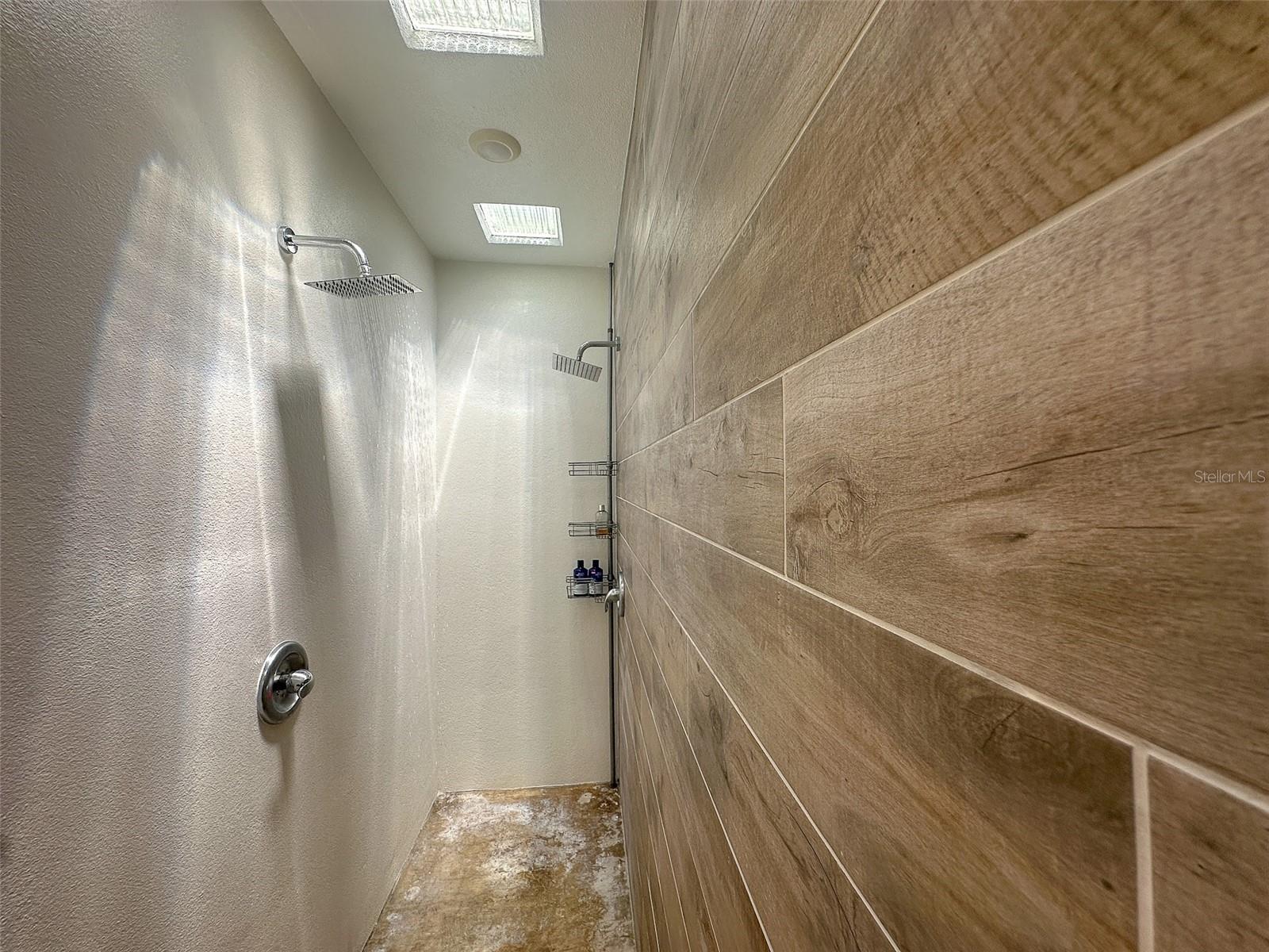 BRAVOS DE BOSTON - Residential