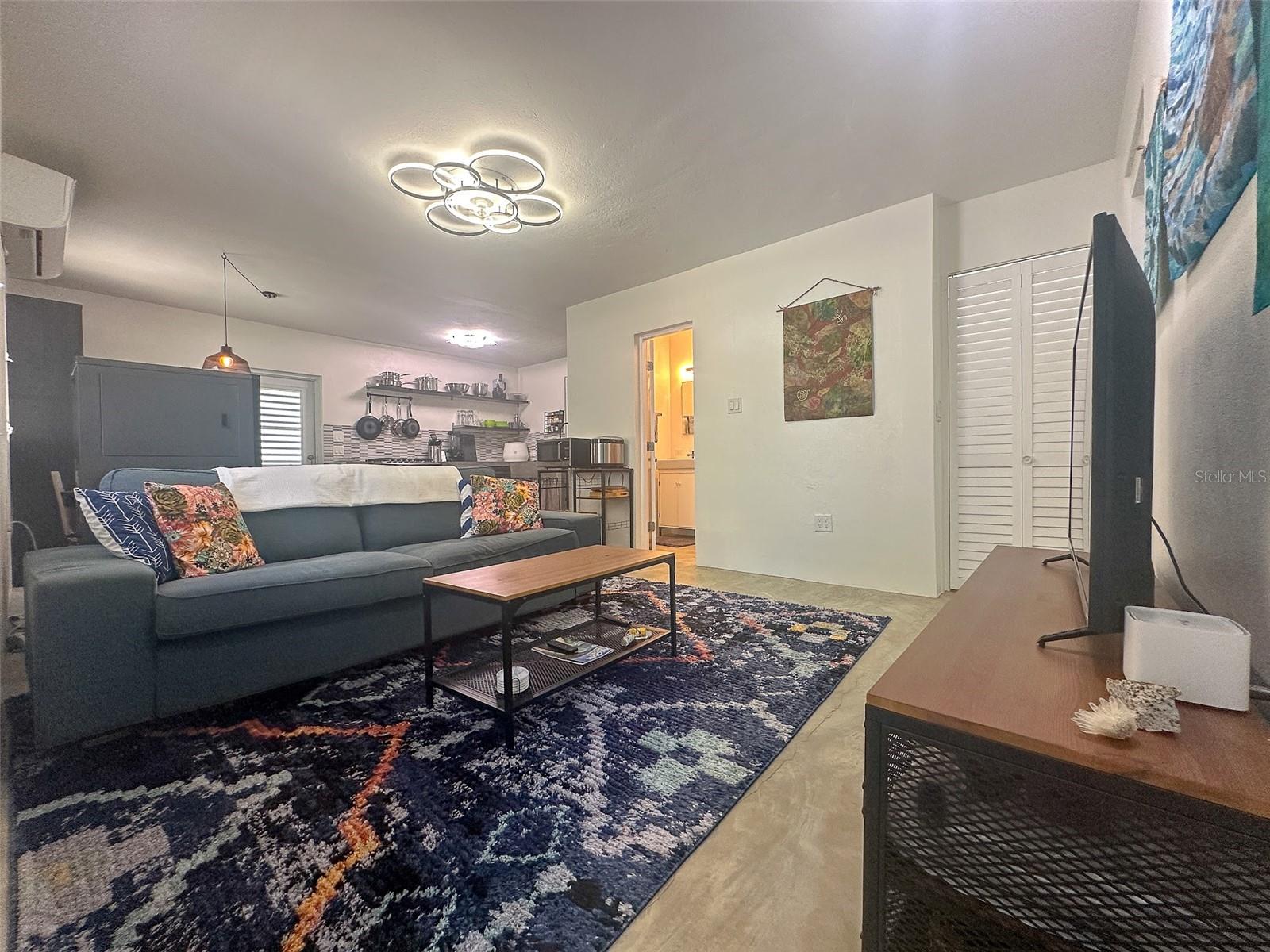 BRAVOS DE BOSTON - Residential