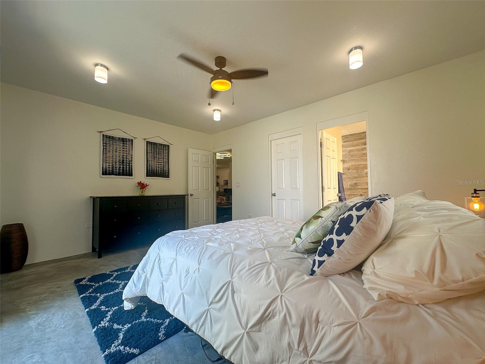 BRAVOS DE BOSTON - Residential