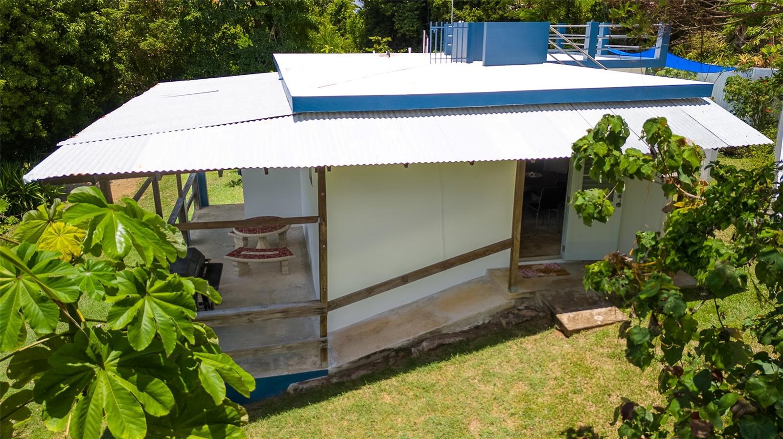 BRAVOS DE BOSTON - Residential