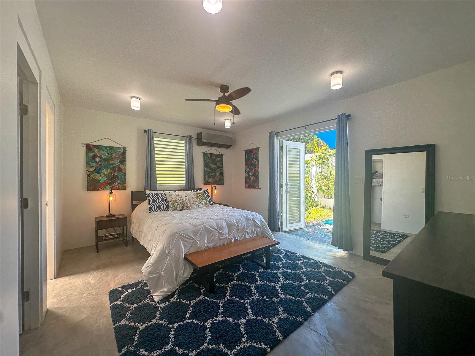 BRAVOS DE BOSTON - Residential