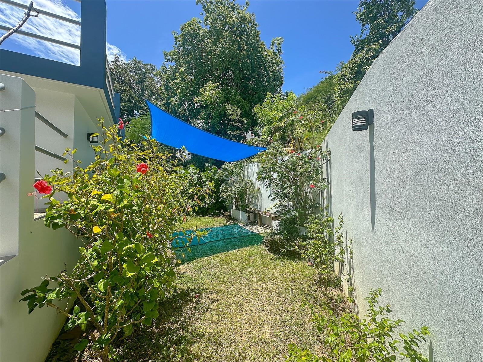 BRAVOS DE BOSTON - Residential