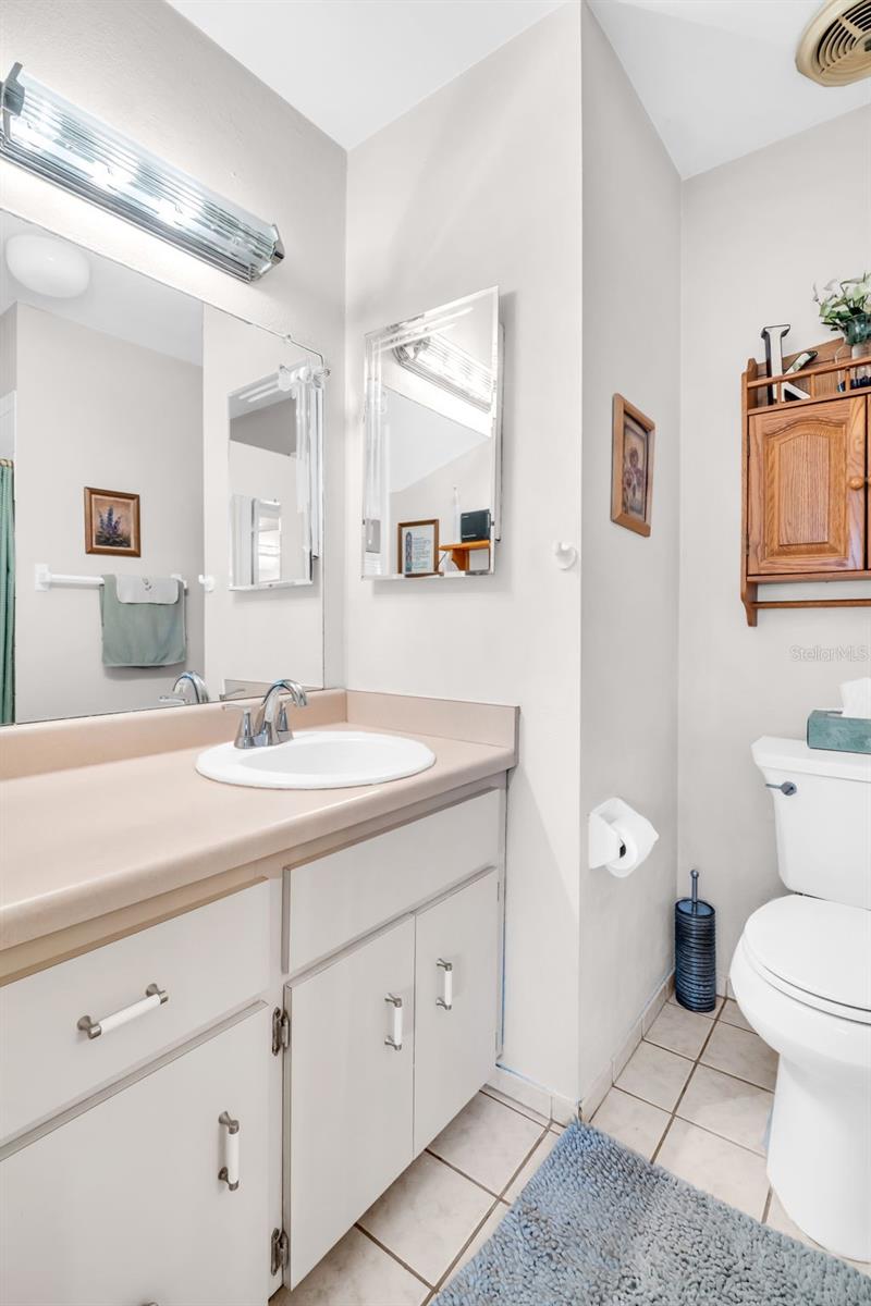 BEACON GROVES UNIT 1 - Residential