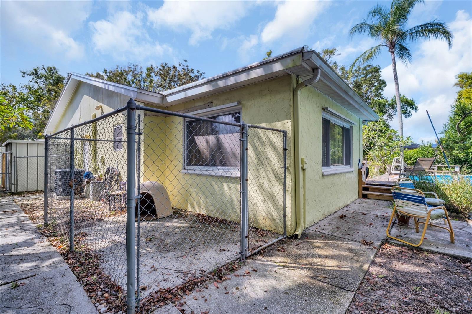 BEACON GROVES UNIT 1 - Residential