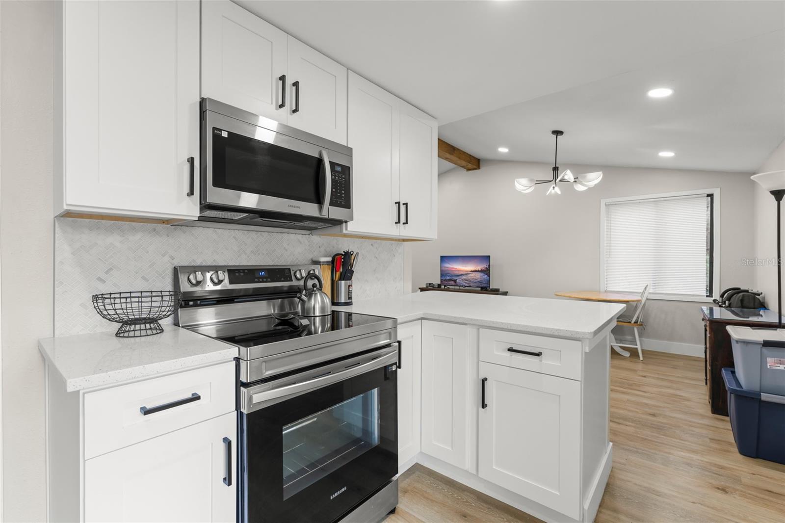 DELTONA LAKES UNIT 17 - Residential