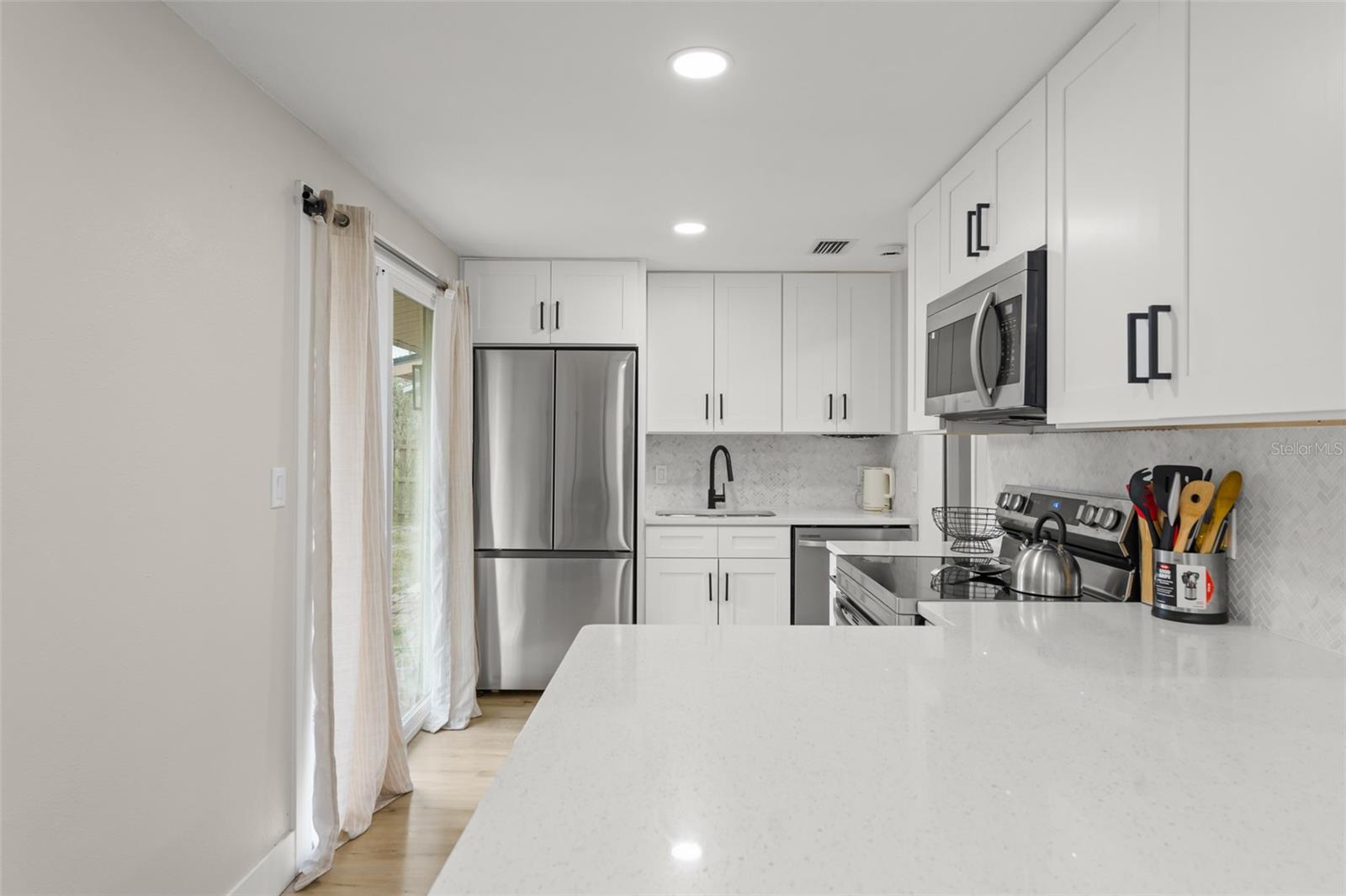 DELTONA LAKES UNIT 17 - Residential