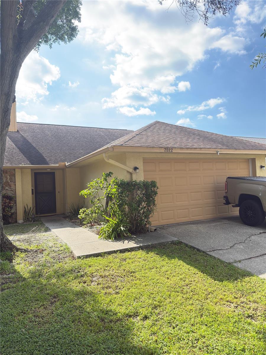7112 HOLLOWELL DRIVE
