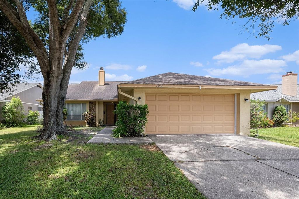 Photo of 7112 Hollowell Drive, Tampa, FL 33634 (MLS # TB8422539)
