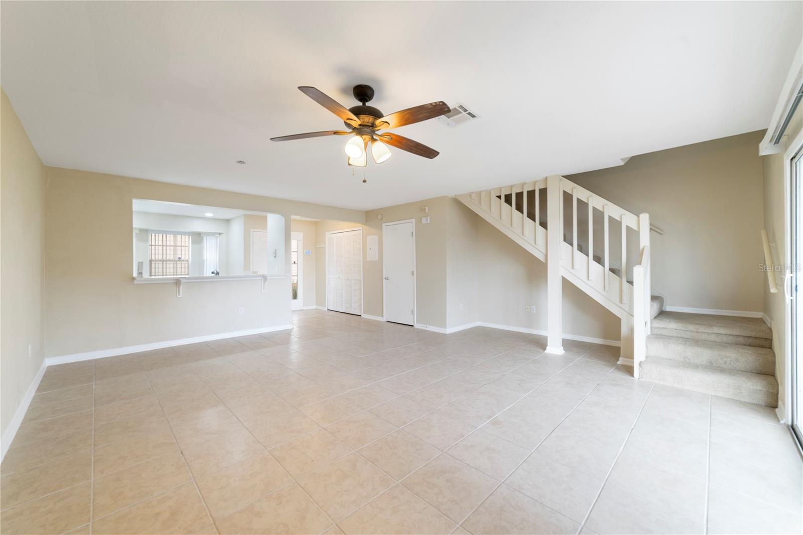 THATCHERS LANDING CONDO 03 - Residential