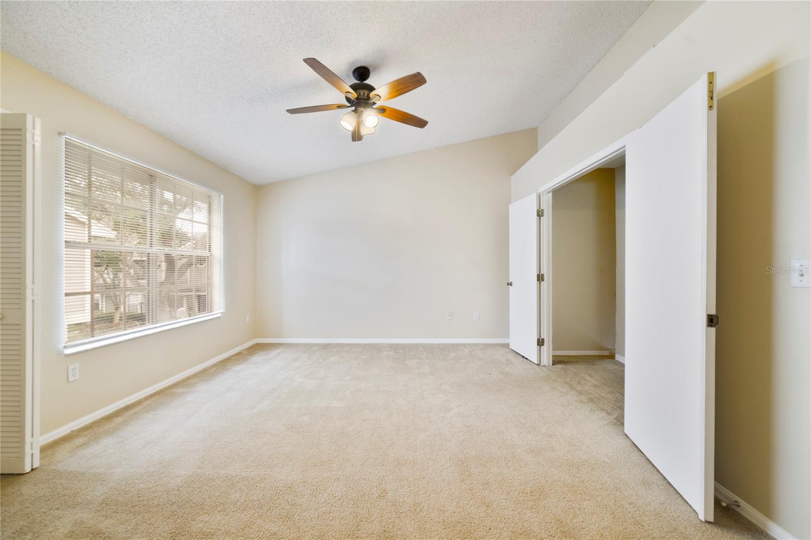 THATCHERS LANDING CONDO 03 - Residential