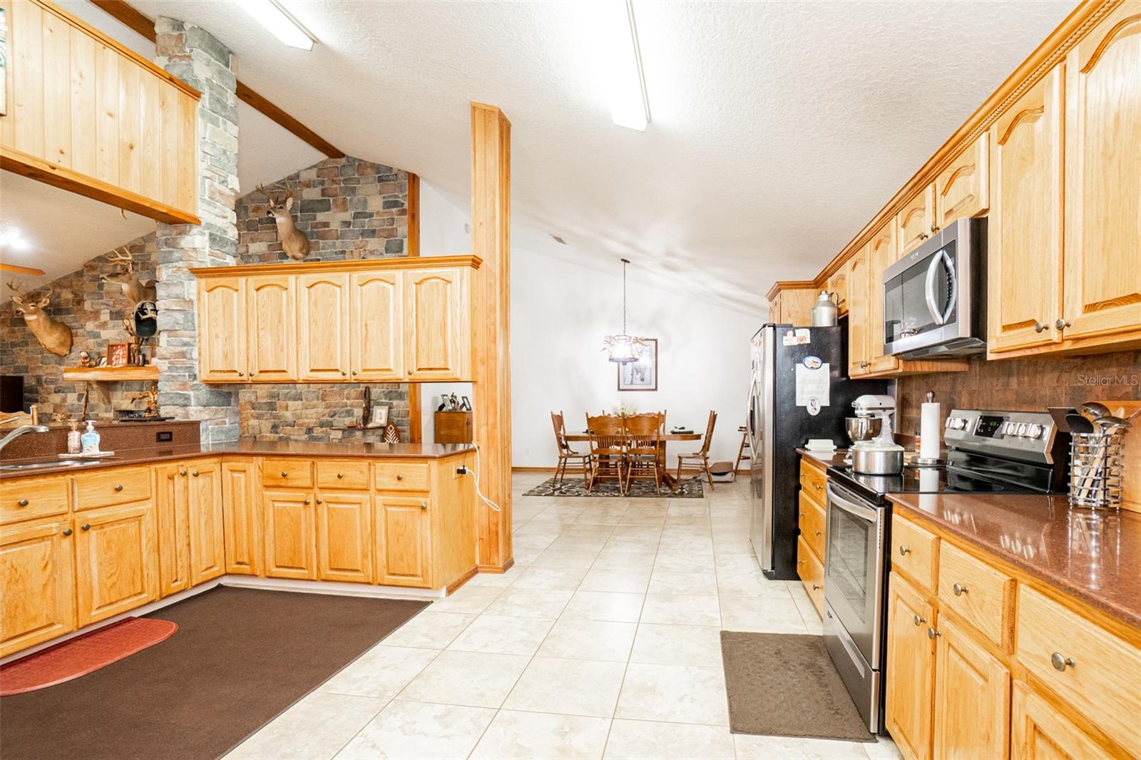 SILVER SPRINGS - Residential