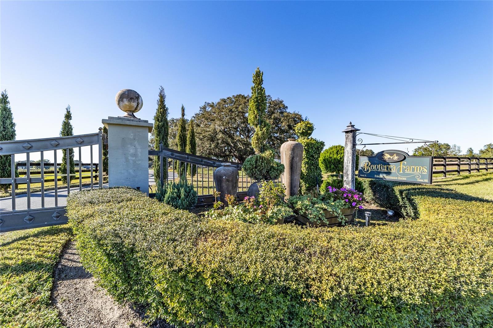 CHEROKEE RIVER RANCH ESTATE - Farm
