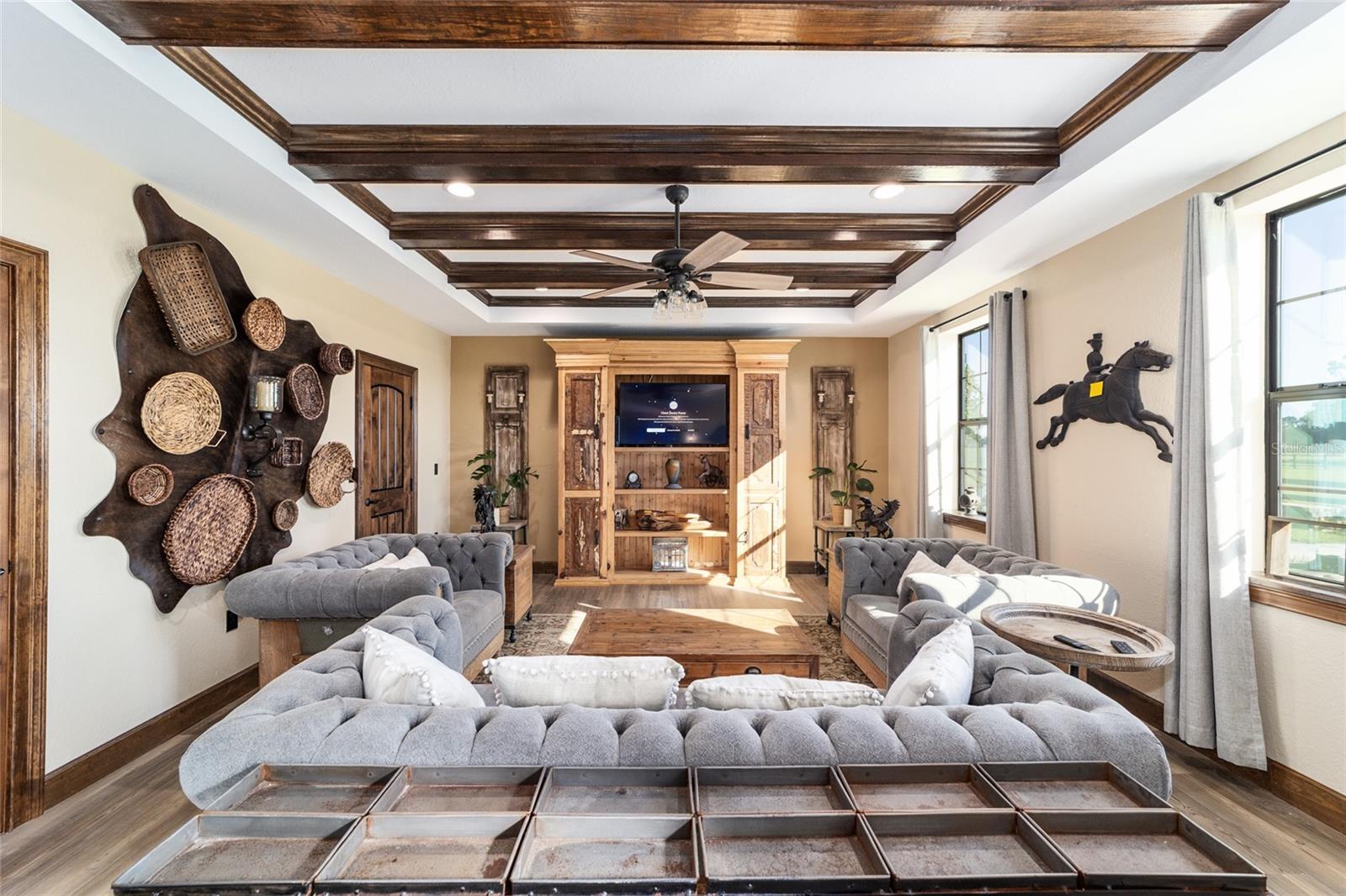 CHEROKEE RIVER RANCH ESTATE - Farm