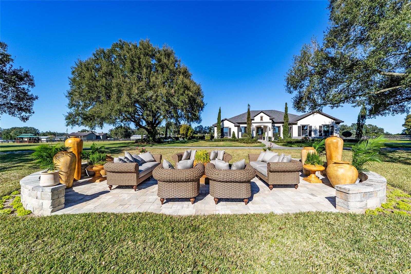 CHEROKEE RIVER RANCH ESTATE - Farm