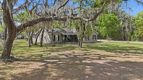 Tiny photo for 12680 SW 98th Street, Dunnellon, FL 34432 (MLS # OM721407)