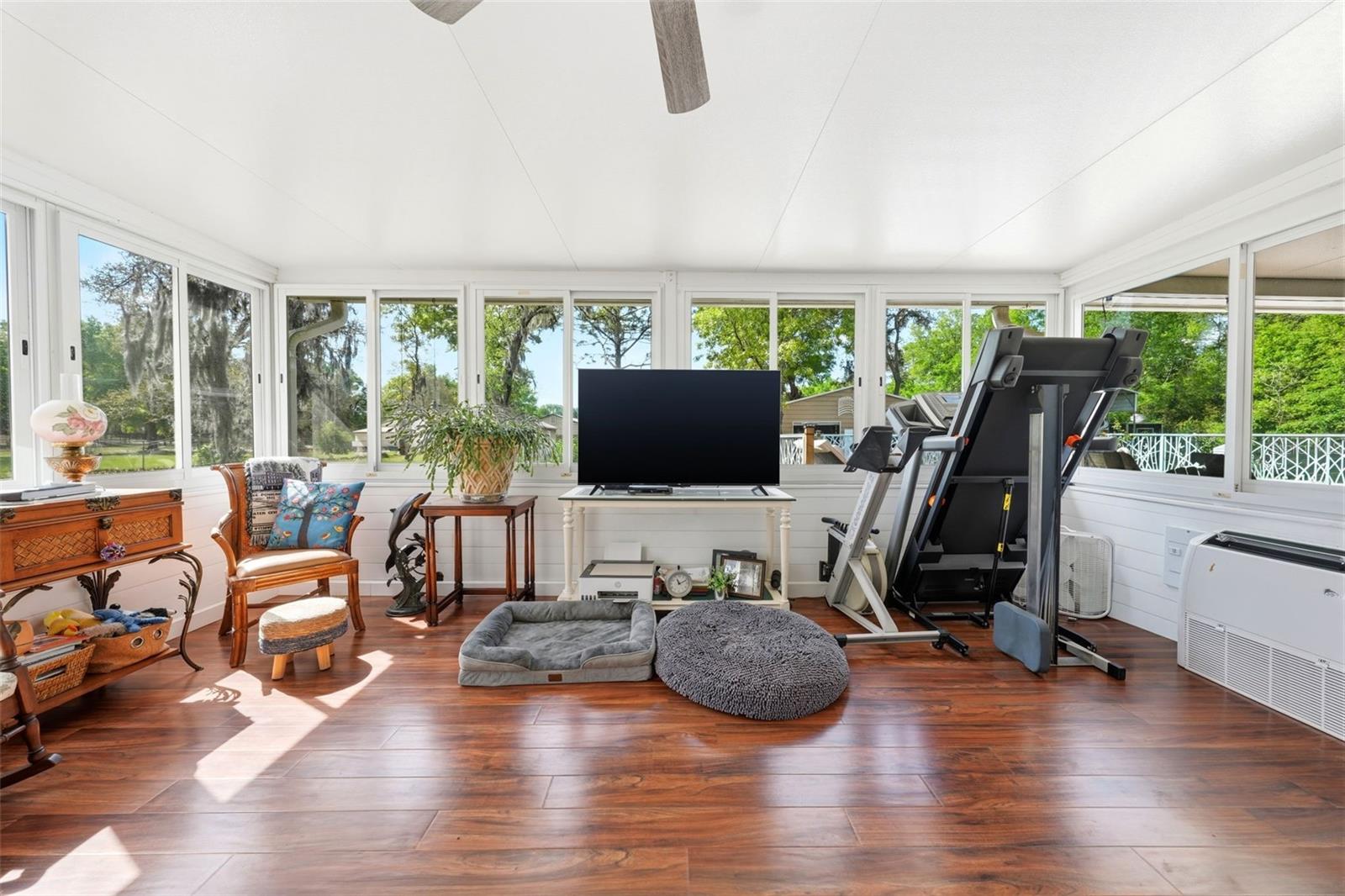 ROLLING HILLS UN 01 A - Residential