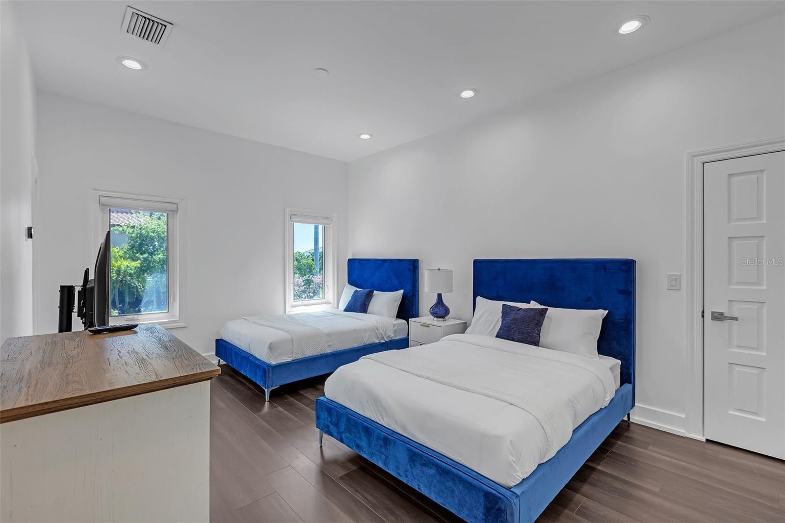 BAYWAY ISLES UNIT 2 REP - Residential