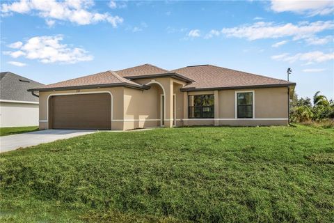 A home in PORT CHARLOTTE