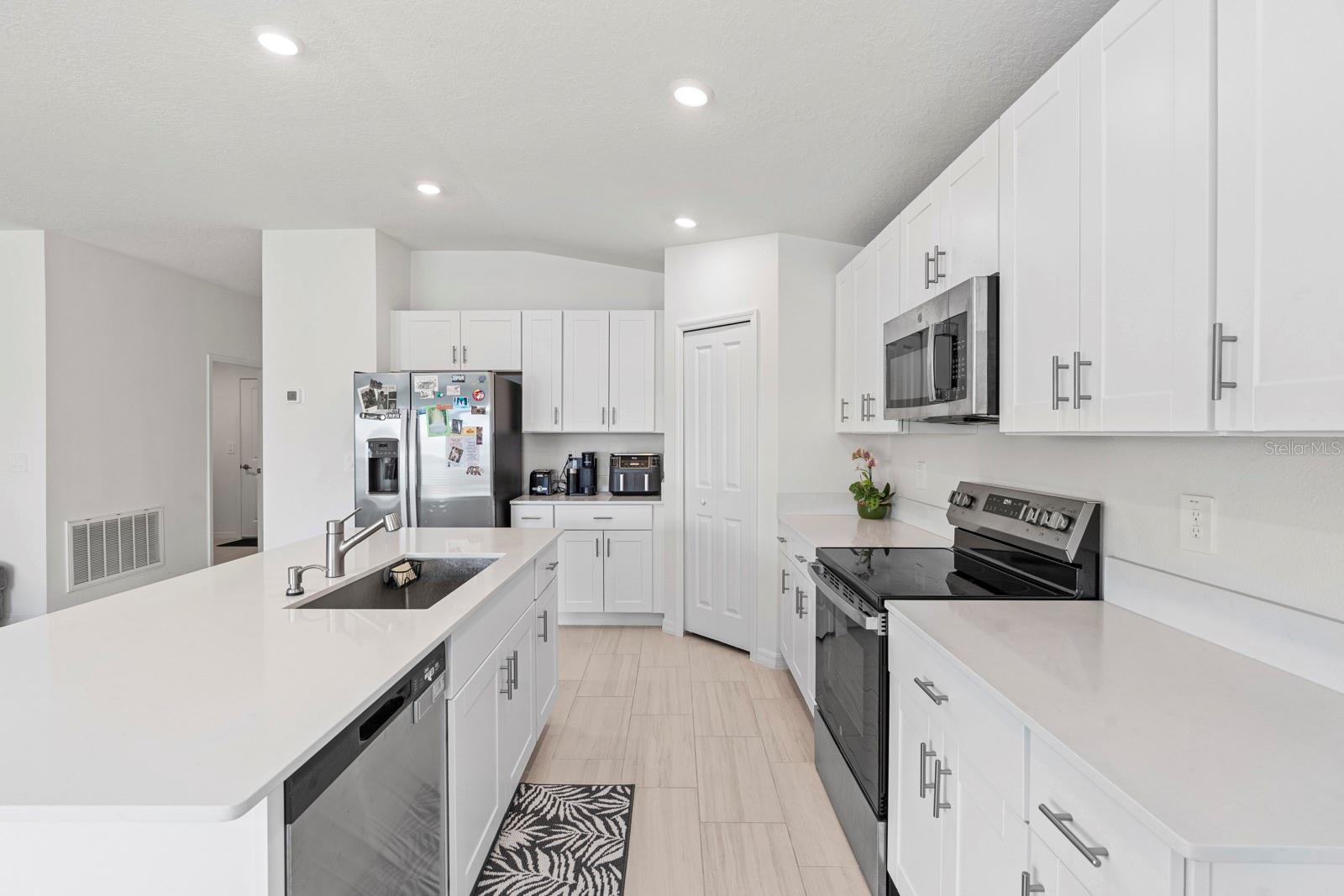 NORTH PK ISLE PH 2C 3B & 4 - Residential