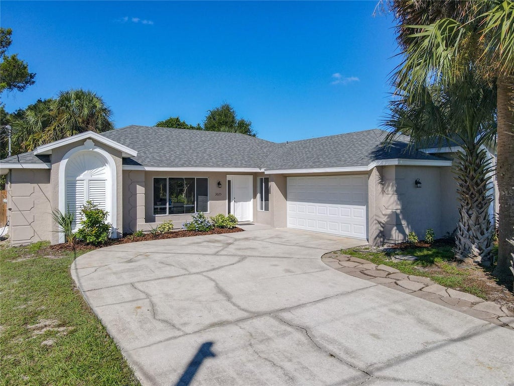 Photo of 3025 Foxboro Circle, Deltona, FL 32738 (MLS # O6448179)